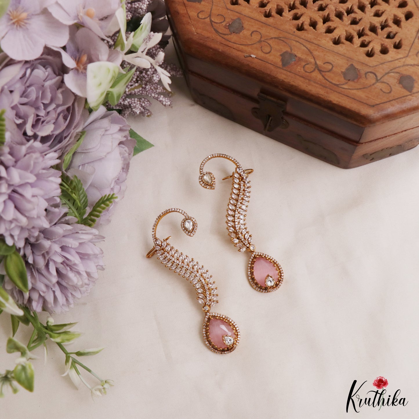 Gorgeous Leaf Teardrop Motifs CZ Victorian Ear Cuff E1138 (Available In 8 Colors)