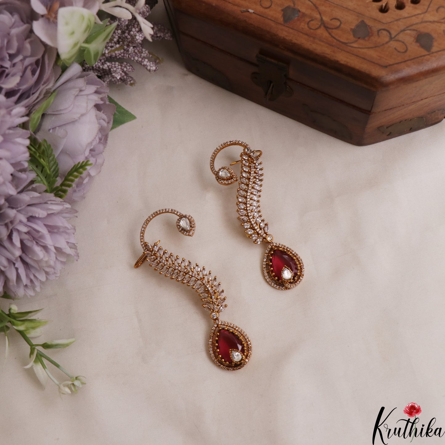 Gorgeous Leaf Teardrop Motifs CZ Victorian Ear Cuff E1138 (Available In 8 Colors)