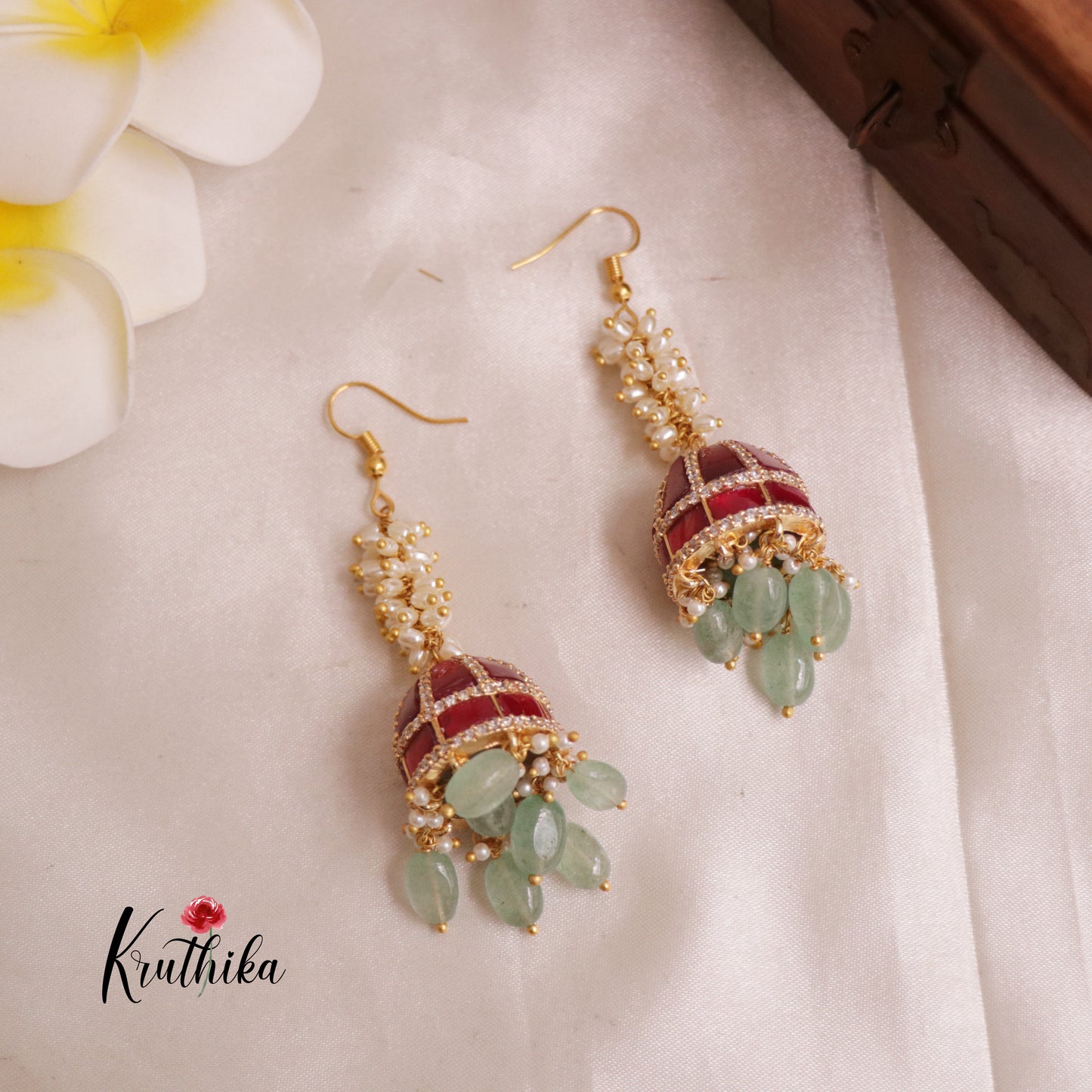 Pretty jadau dangler jumkas E478(2 color options)