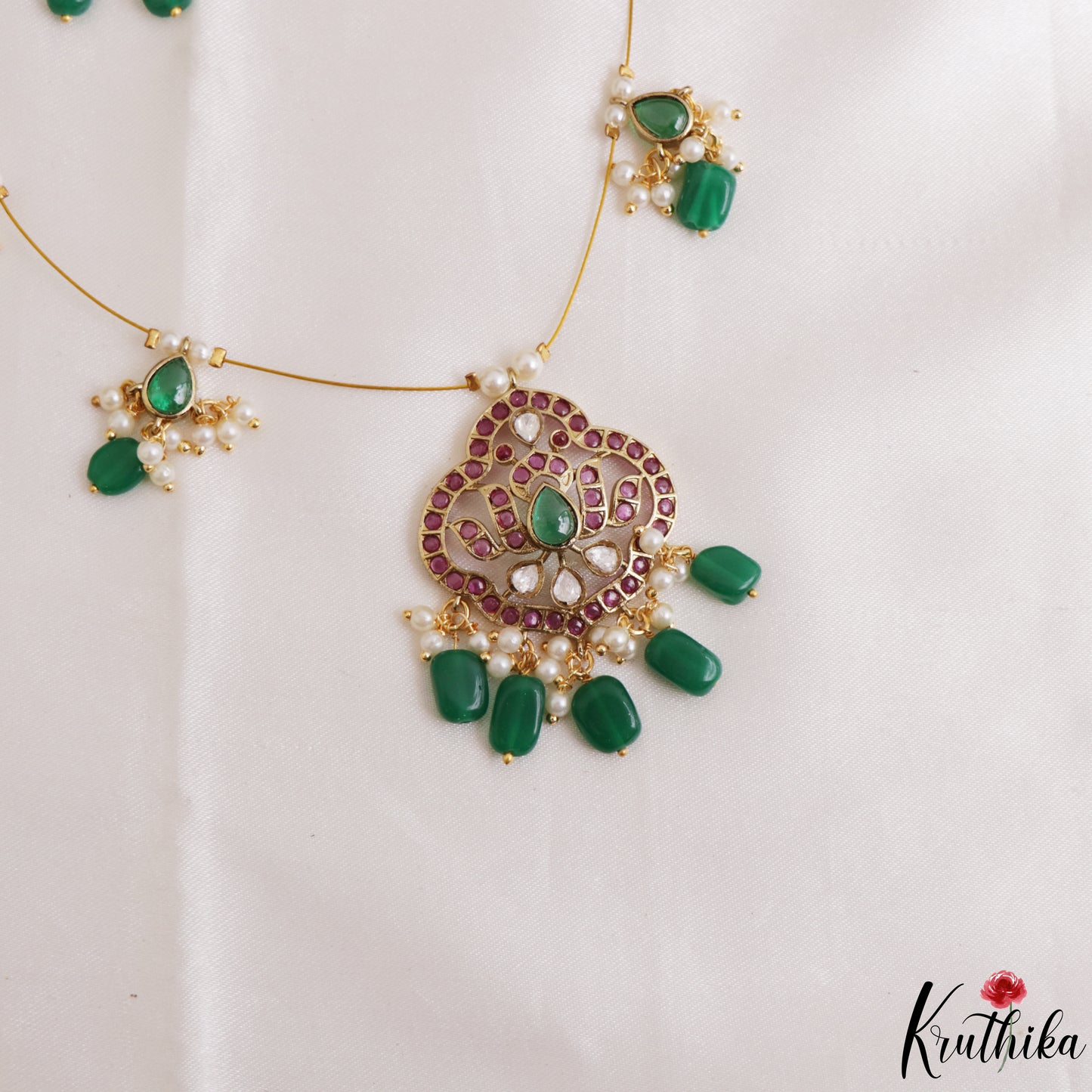 Classic Floral Teardrop Motifs Kemp Invisible Chain With Green Bead Drops NC3251 (Available In 3 Colors)