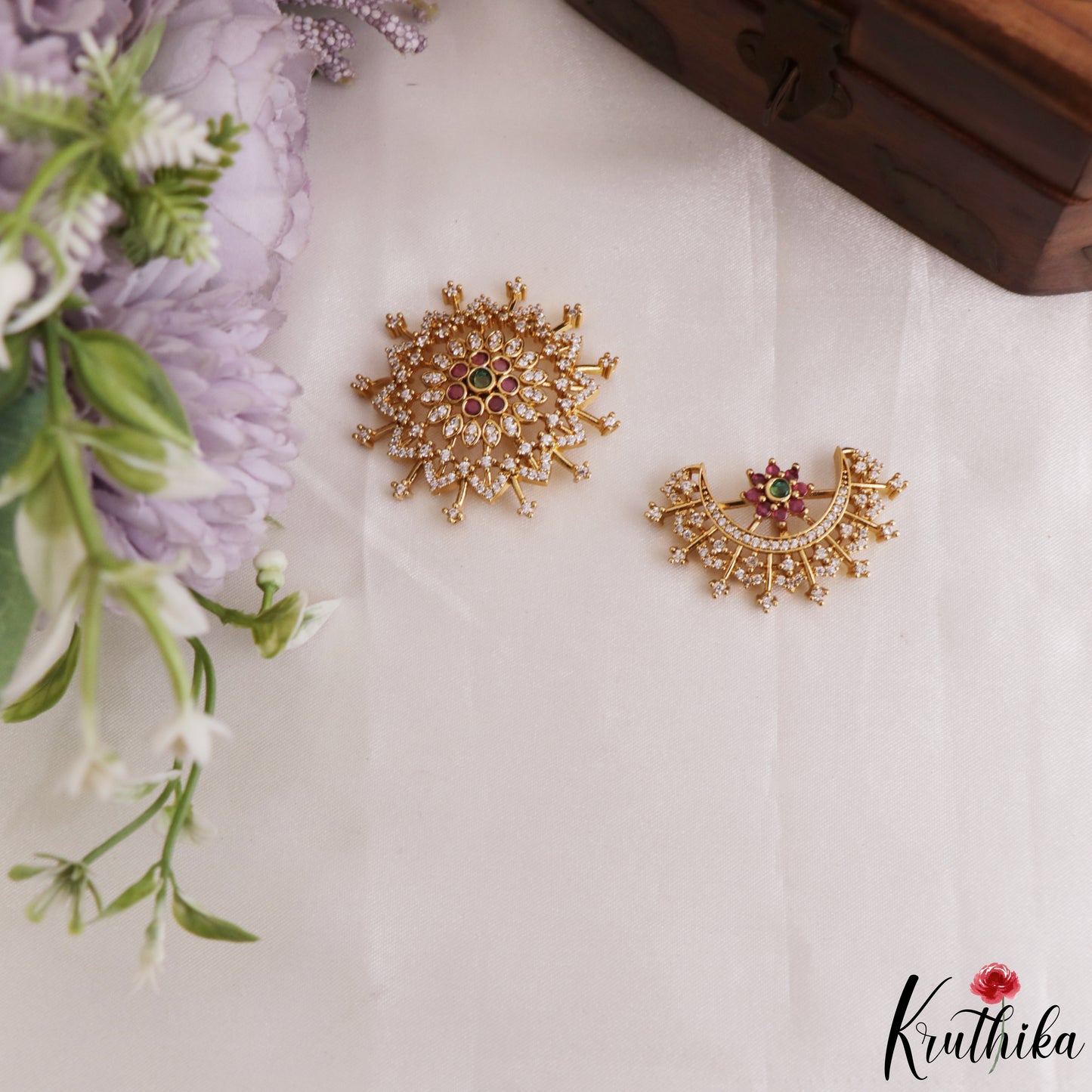 Pretty Floral Motifs Chandra Surya Kemp Hair Ornaments J421