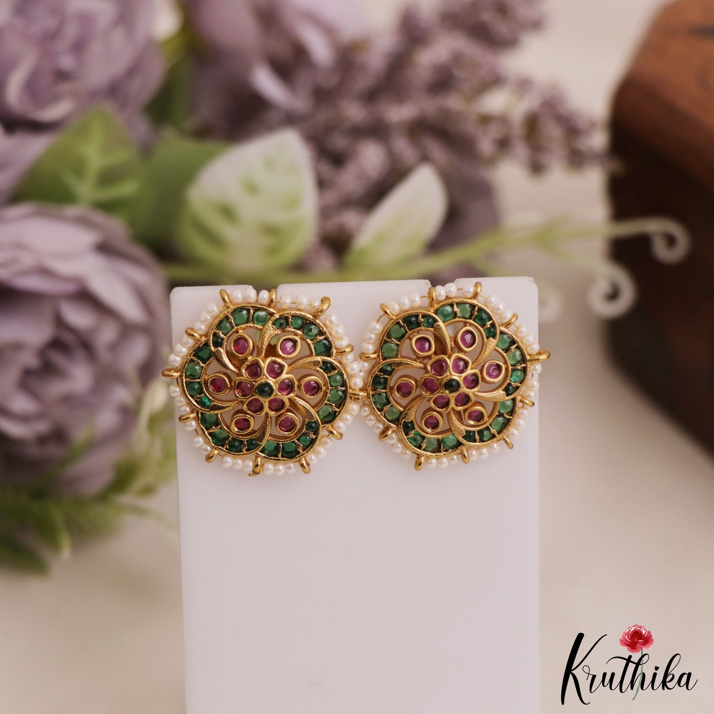 Pretty Pearl Border Floral Motifs Stud Earrings E1067 (Available In 3 Colors)