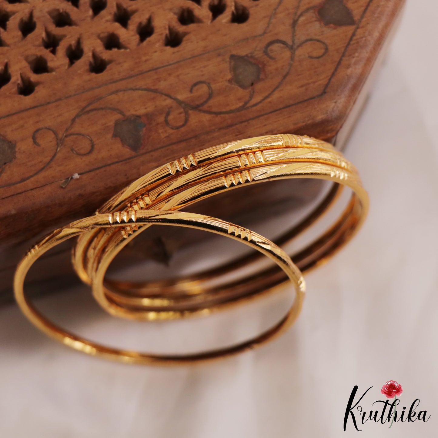 Elegant Daily Wear Bangles B398 (Set of 4 Bangles)