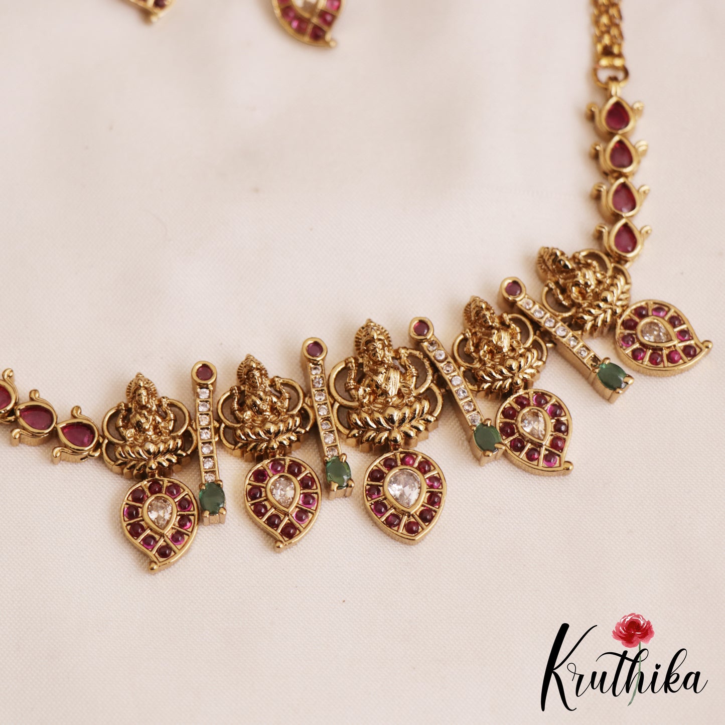 Elegant Antique Lakshmi Mango Motifs Kemp Choker NC2831