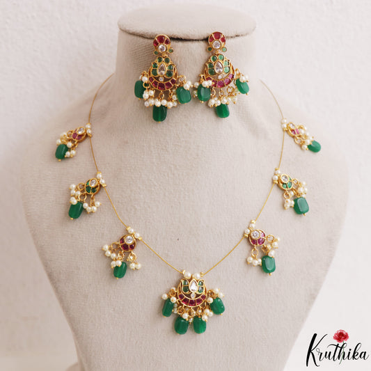 Pretty Lotus Teardrop Motifs Kemp Invisible Chain With Green Bead Drops NC3256