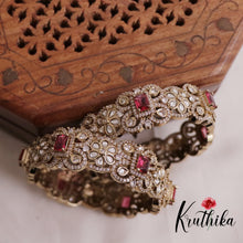 Sparking AD/Victorian Bangles B202 (Available in 2 Colours)