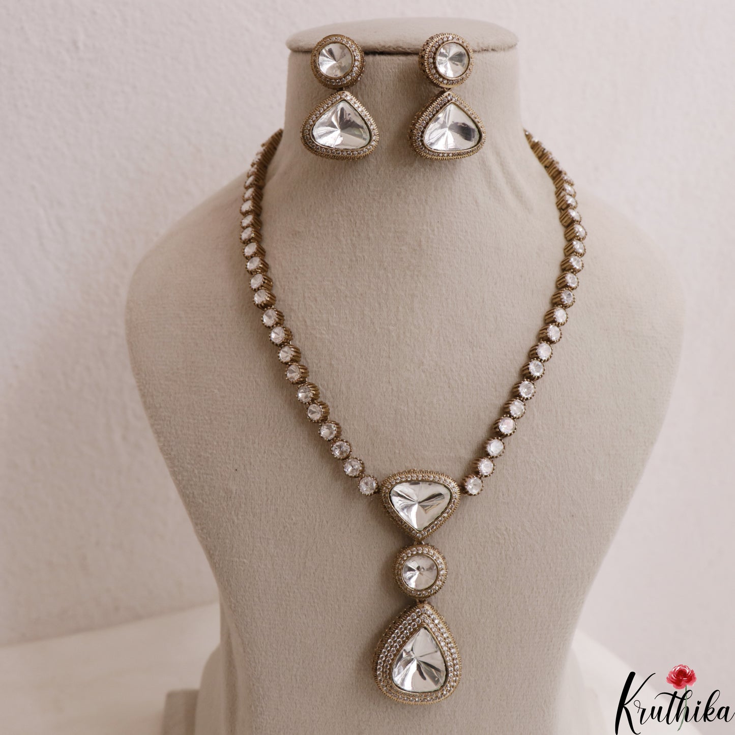 Trendy Geometric Motifs CZ Necklace NC3026