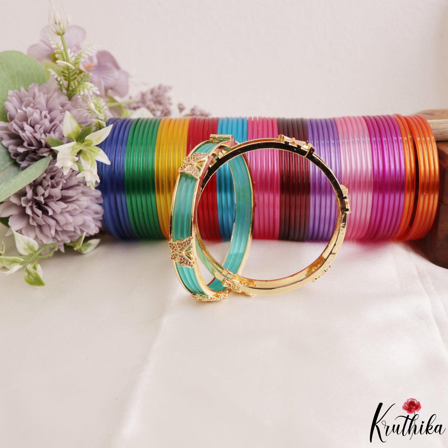 Pretty Openable CZ Frame Bangle With 12 in 1 Interchangeable Color Bangles B569