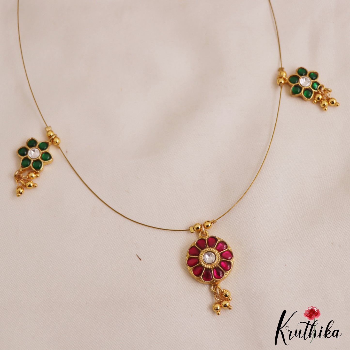 Classic Floral Motifs Jadau Invisible Chain With Gold Bead Drops NC2991