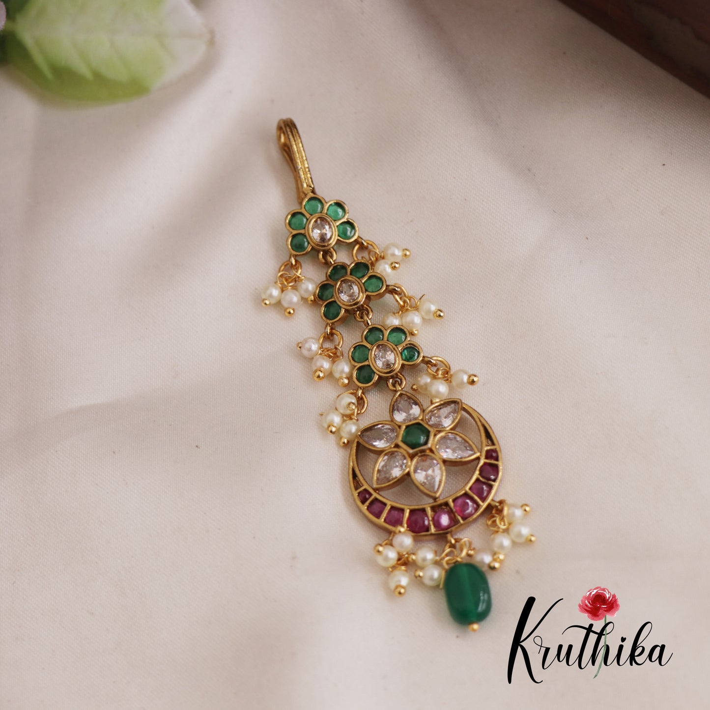 Gorgeous Floral Kemp Maang Tikka With Bead And Pearl Drops MT325