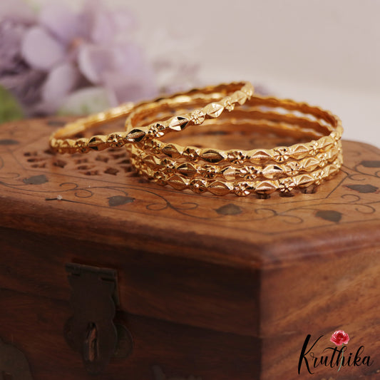 Classic Floral Daily Wear Bangles B410 (Set of 4 Bangle)