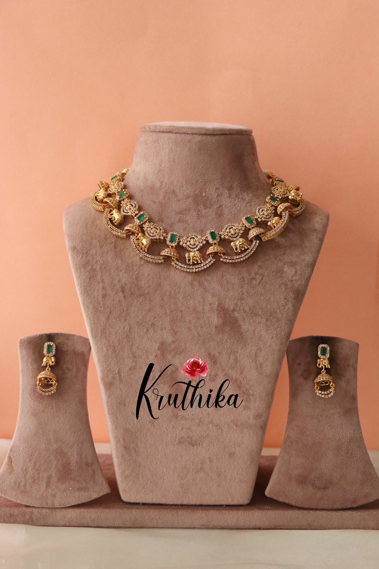 Pretty Lakshmi Elephants Necklace NC1319