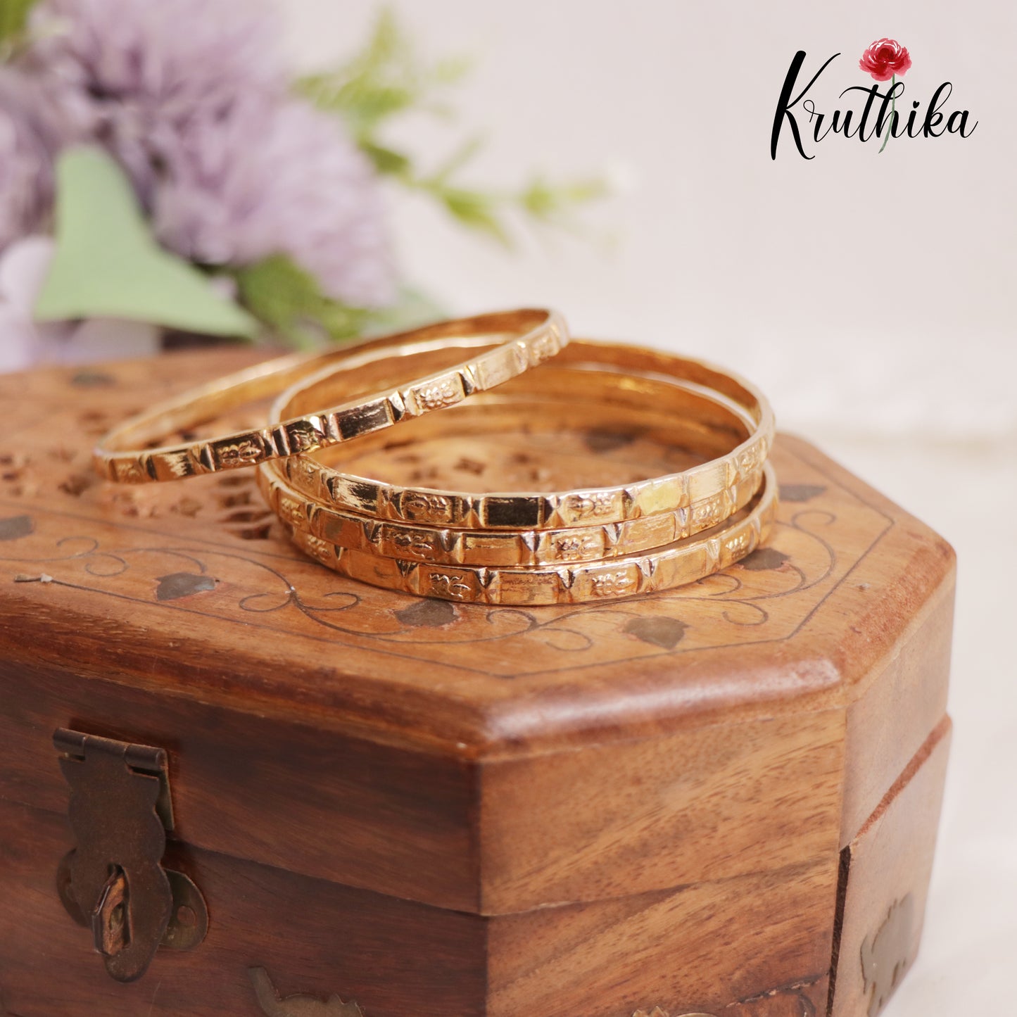 Classic Lakshmi Panchaloham Daily Wear Bangles B383 (Set of 4)