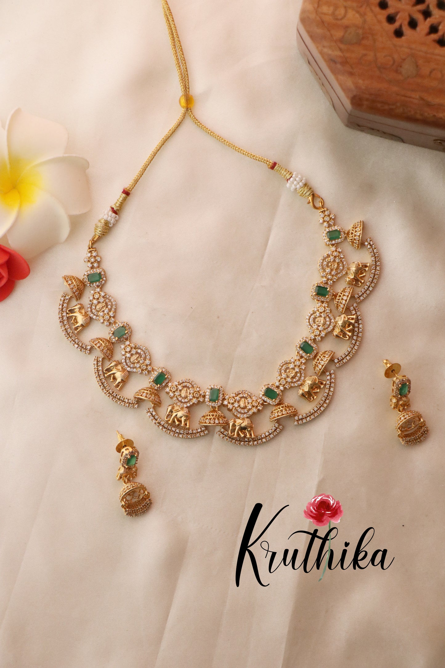 Pretty Lakshmi Elephants Necklace NC1319