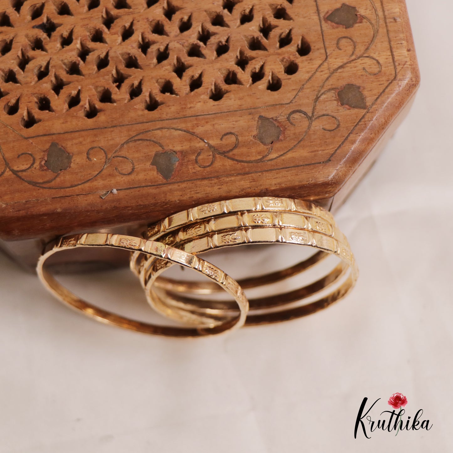 Classic Lakshmi Panchaloham Daily Wear Bangles B383 (Set of 4)