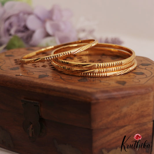 Simple Daily Wear Bangles B411 (Set of 4 Bangles)