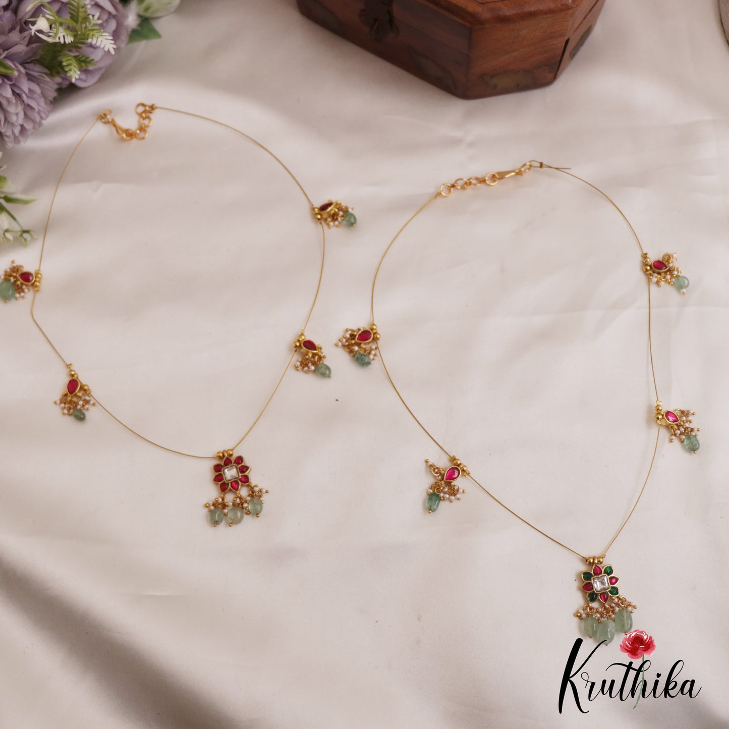 Simple Floral Motifs Jadau Invisible Chain With Bead Drops NC2722 (Available In 2 Colors)