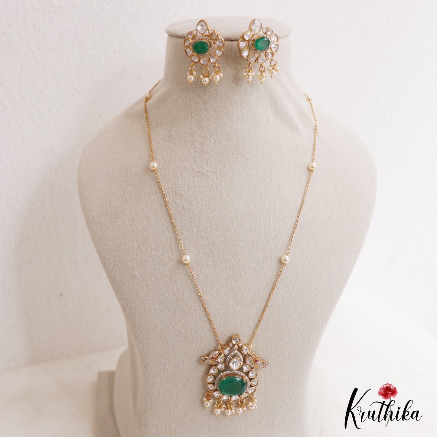 Sparkling Elephant Motifs Polki Victorian Pendant Chain Set LH2107 (Available In 4 Colors)