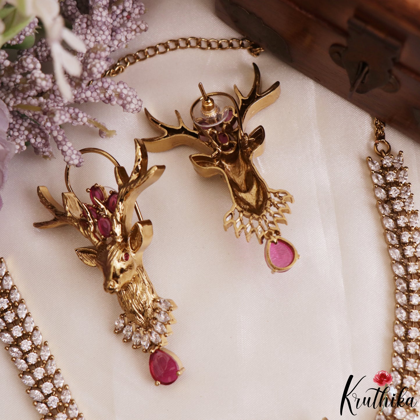 Stunning Deer Motifs CZ Victorian Necklace NC3151 (Available In 4 Colors)