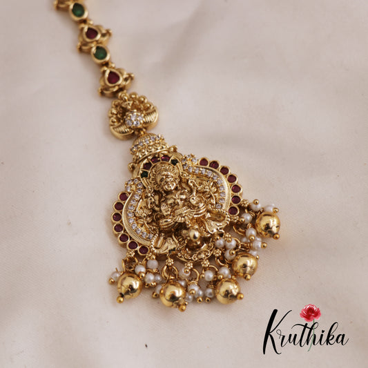 Classic Lakshmi Kemp Maang Tikka With Pearl And Bead Drops MT333 (Available In 2 Colors)