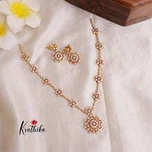 Beautiful CZ stones Flower necklace NC1919
