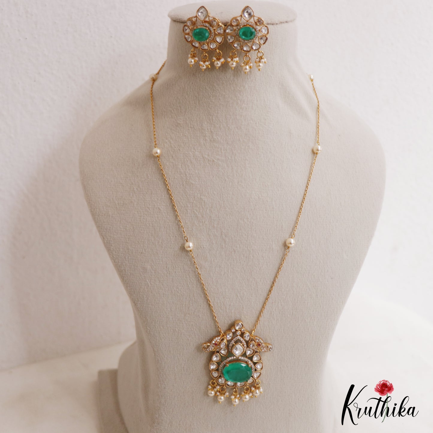 Sparkling Elephant Motifs Polki Victorian Pendant Chain Set LH2107 (Available In 4 Colors)