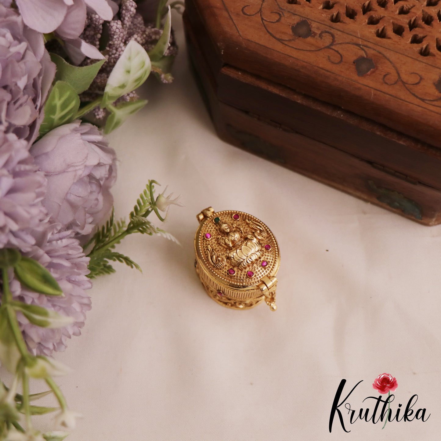 Beautiful Antique Lakshmi Motifs Kumkum Box K21