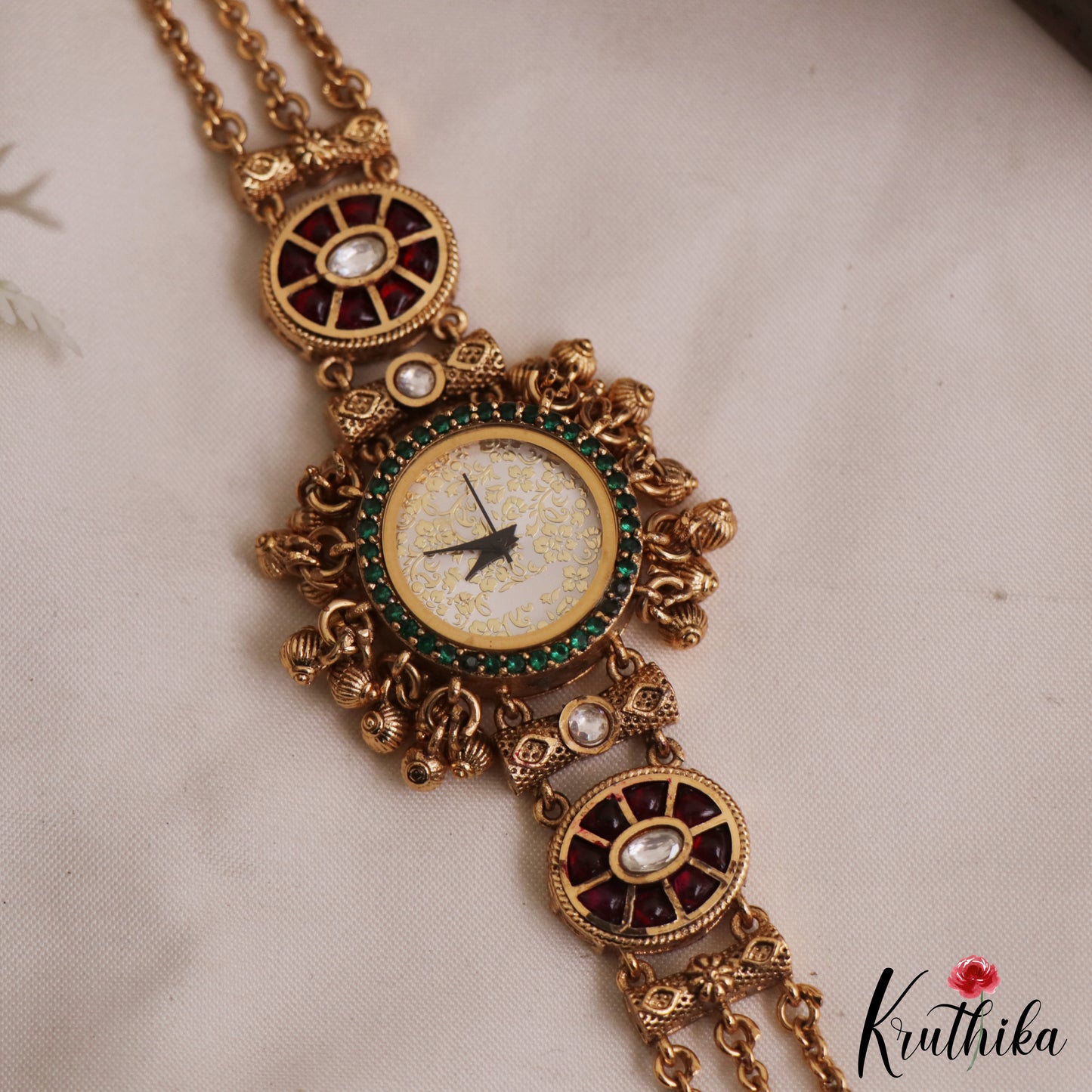 Elegant Antique Bracelet Watch B490 (Available In 3 Colors)