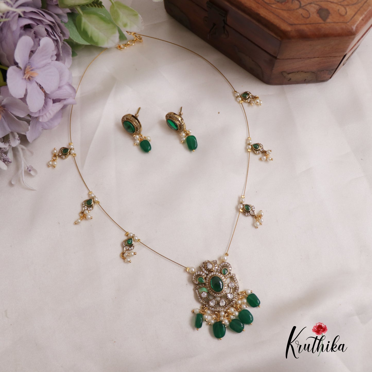 Classy Kemp Stone Invisible Necklace NC2513 (Available in 2 Colours) (Copy)