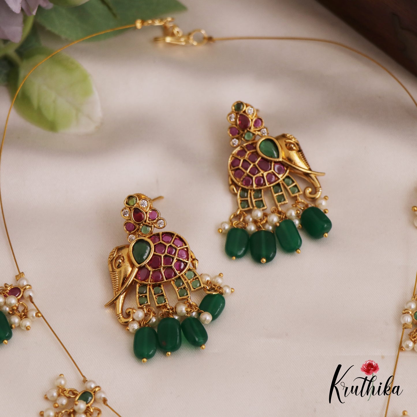 Classic Elephant Motifs Jadau Invisible Chain With Green Bead Drops NC2741