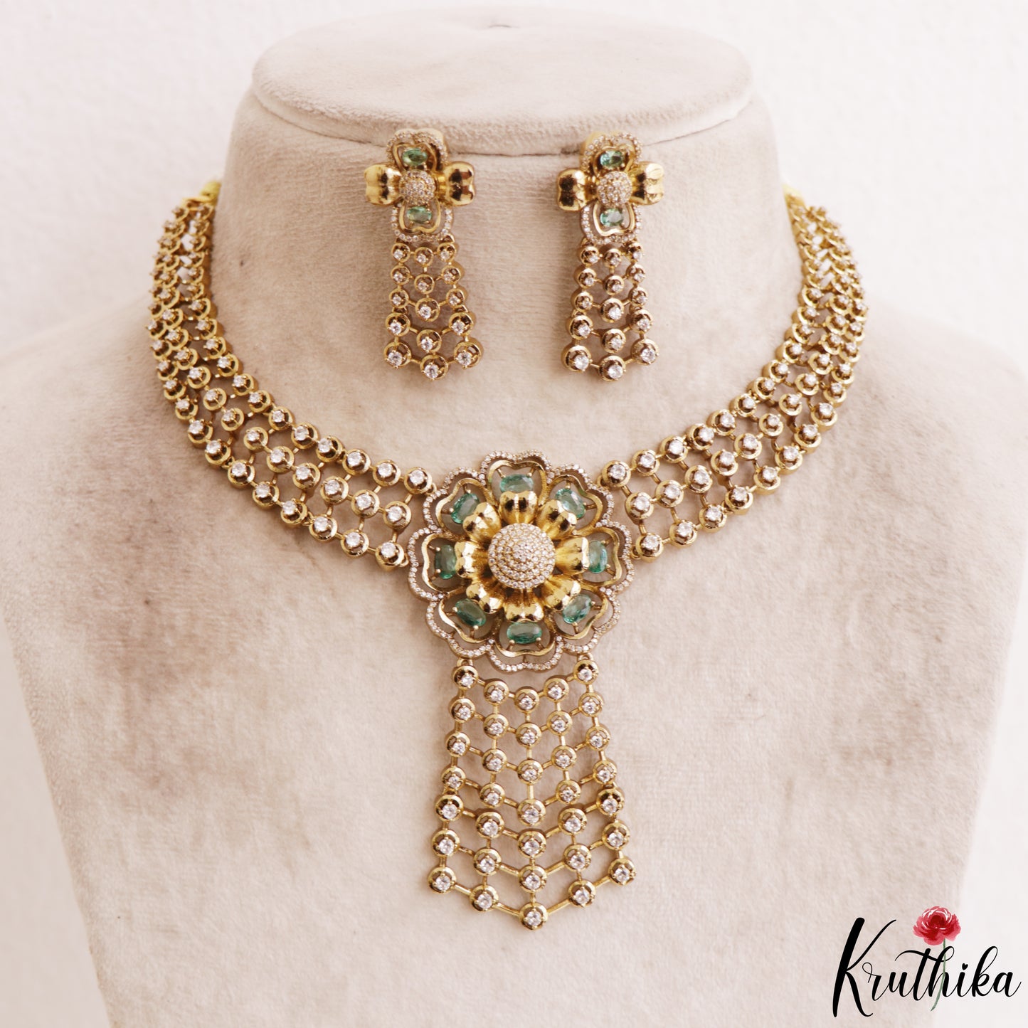 Pretty Floral Motifs CZ Victorian Necklace NC3167