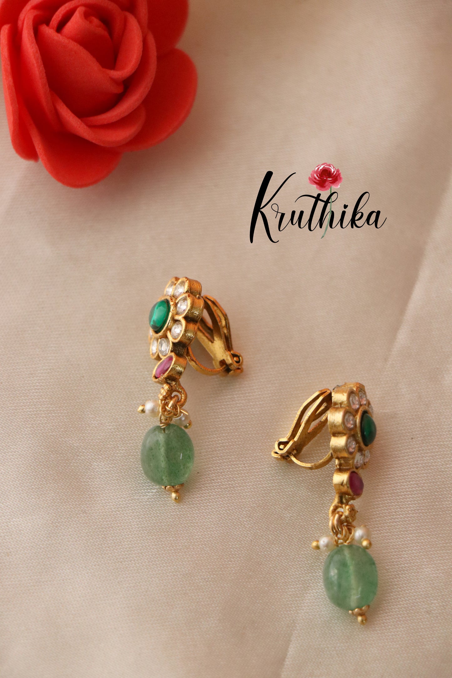 Pretty White Pearls Kempu Necklace with Green Beads NC1309