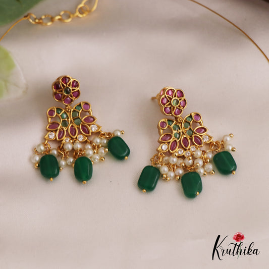 Classic Peacock Motifs Jadau Invisible Chain With Green Bead Drops NC2752