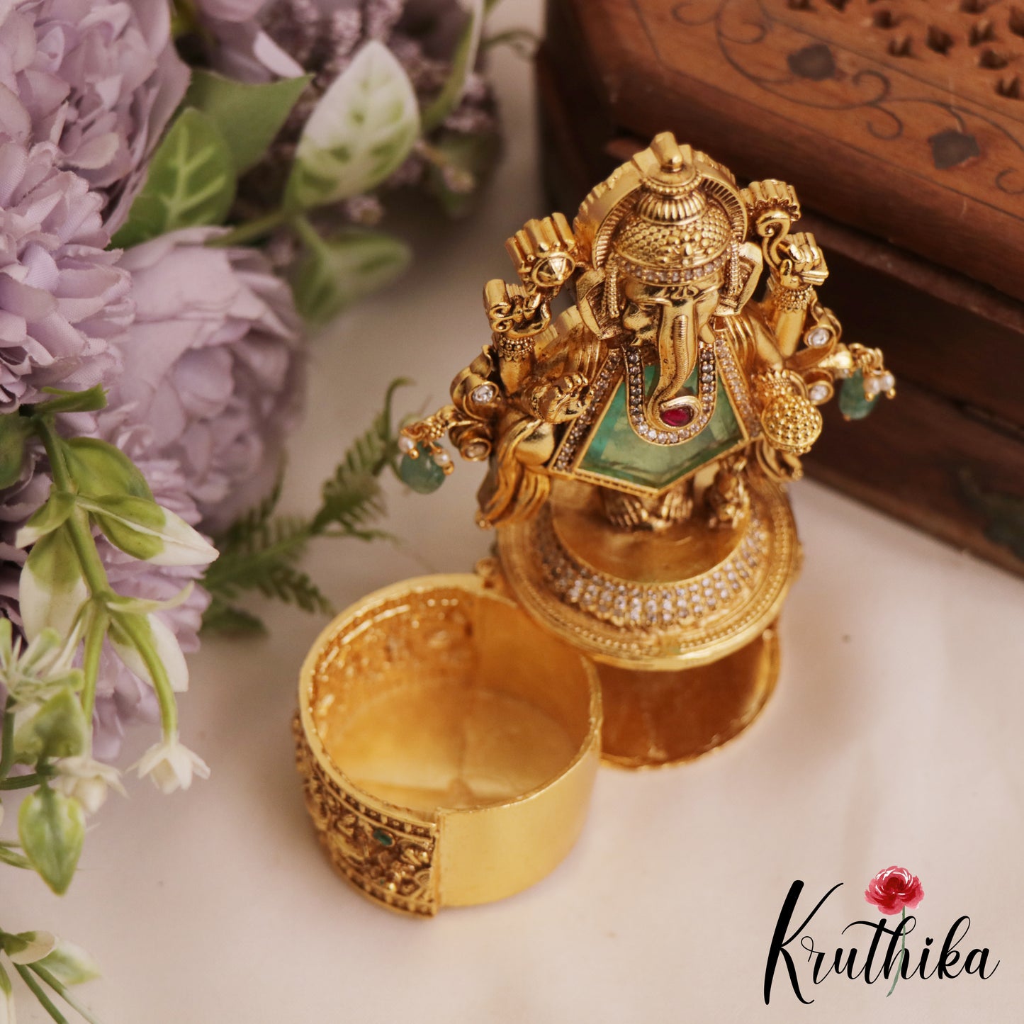 Premium Lord Ganesha Kumkum Box K25