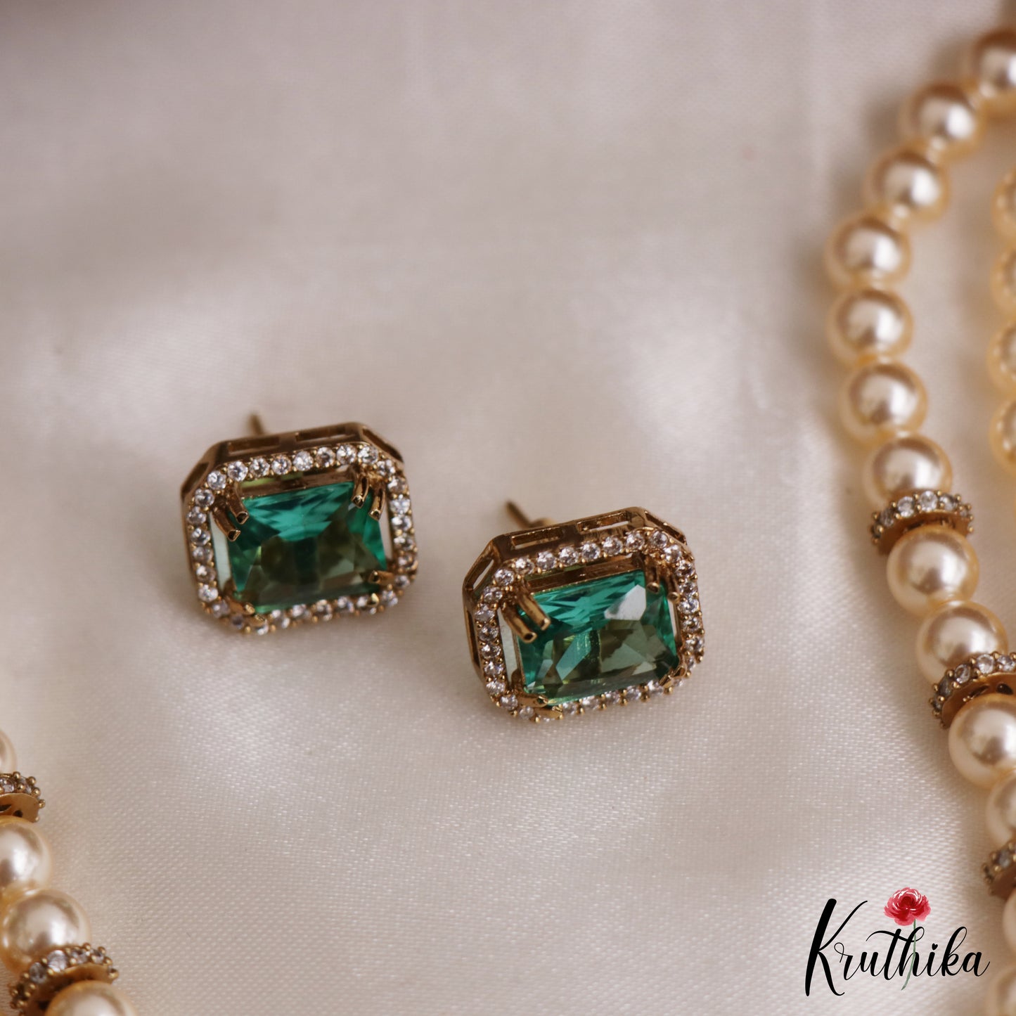 Elegant Multi Pearl Strand CZ Victorian Choker NC3130 (Available In 5 Colors)