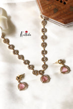 Simple Victorian Necklace-Pink NC1237