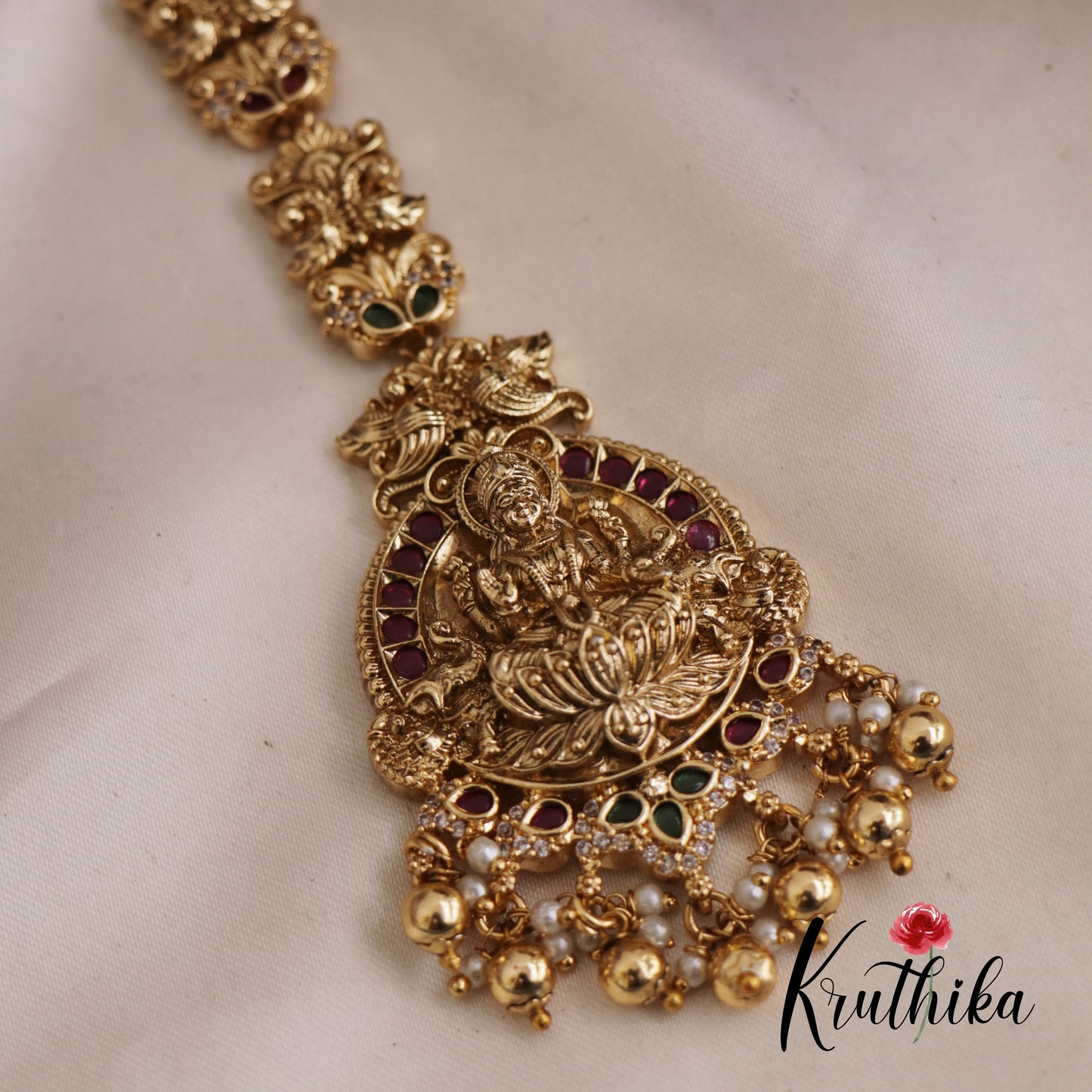 Traditional Lakshmi Maang Tikka With Pearl And Bead Drops MT332 (Available In 2 Colors)