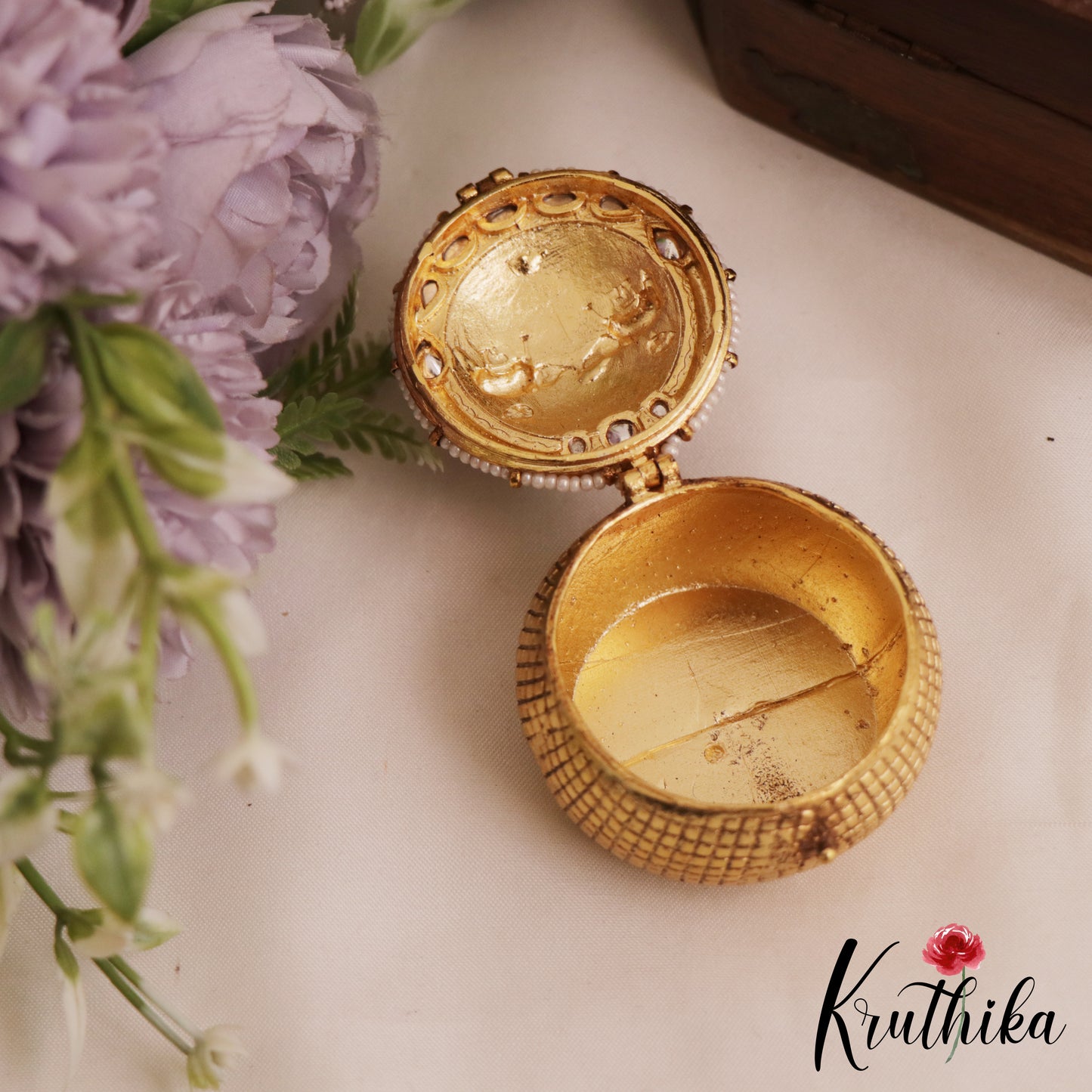 Beautiful Antique Elephant Motifs Kumkum Box K23 (Available In 4 Colors)