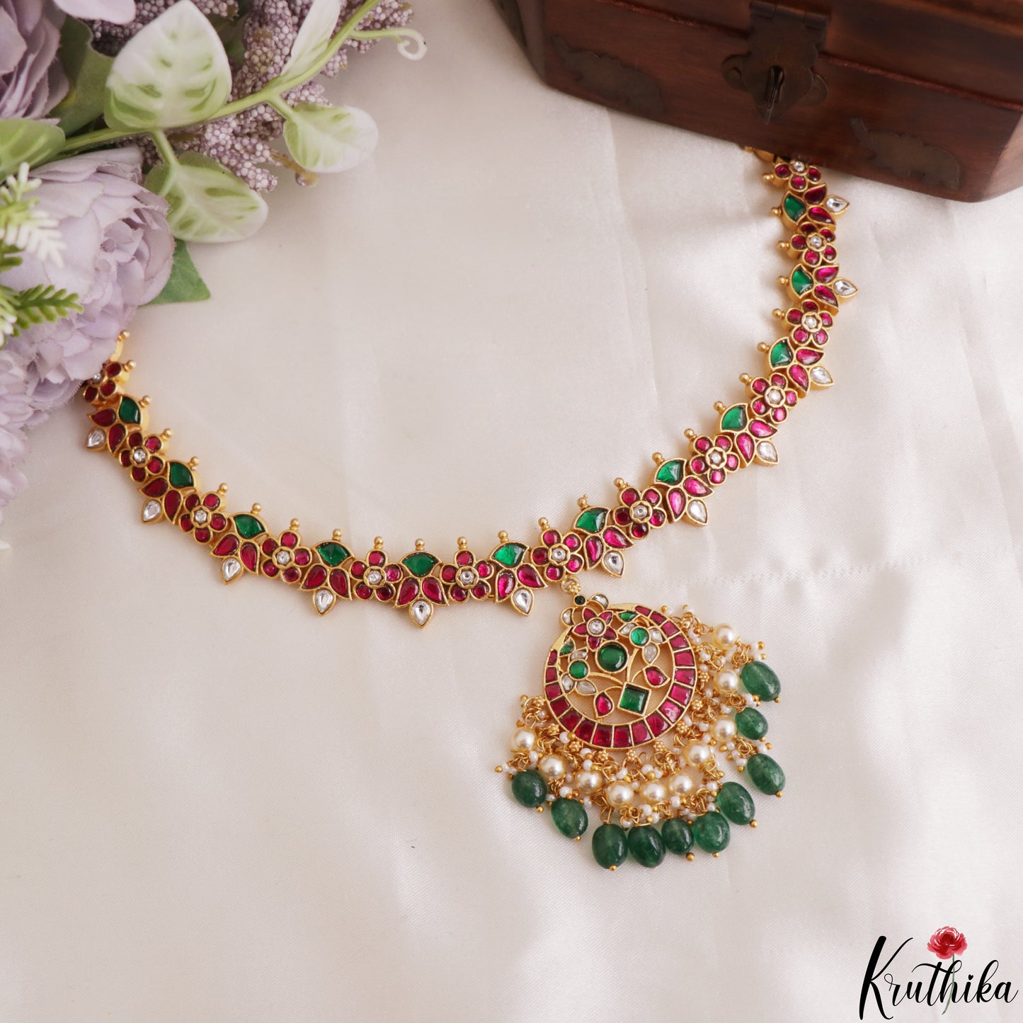 Classic Floral Leaf Motifs Jadau Choker With Green Bead Drops NC3232