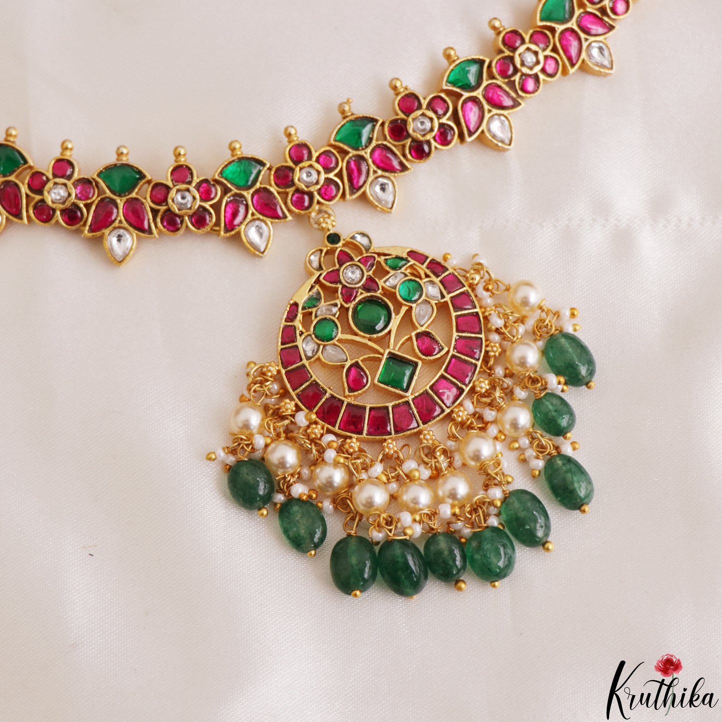 Classic Floral Leaf Motifs Jadau Choker With Green Bead Drops NC3232