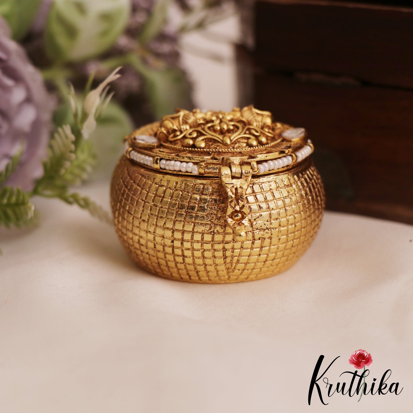 Beautiful Antique Elephant Motifs Kumkum Box K23 (Available In 4 Colors)