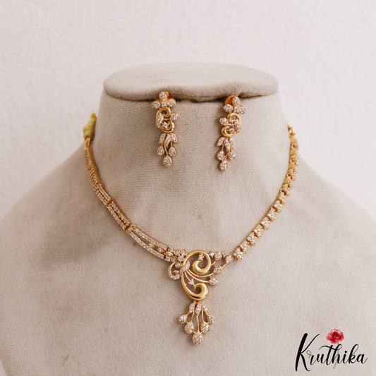 Classic Floral Motifs Diamond-Finish Gold-Tone AD Necklace NC2984