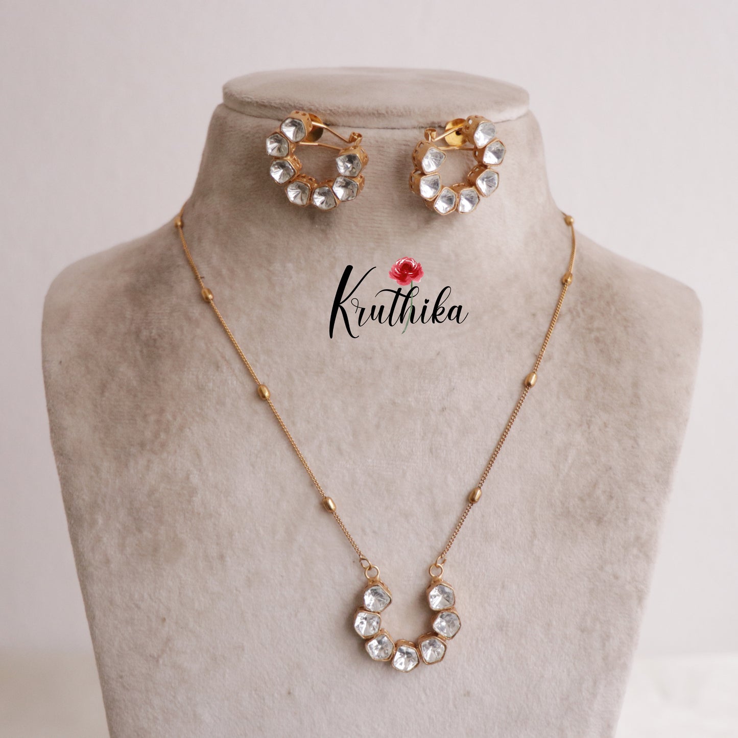 Simple & Elegant moissanite Necklace NC1917