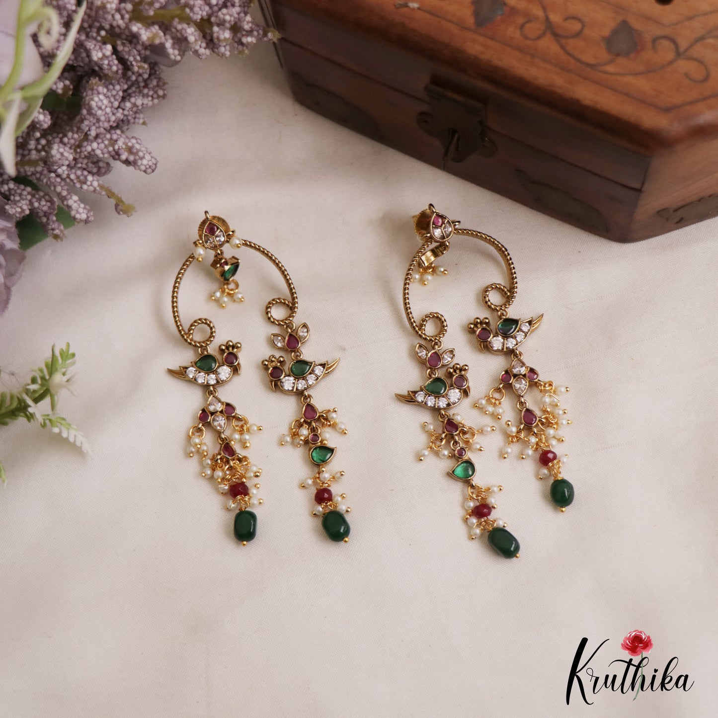 Trendy Peacock Motifs Dangle Drop Earrings E1133