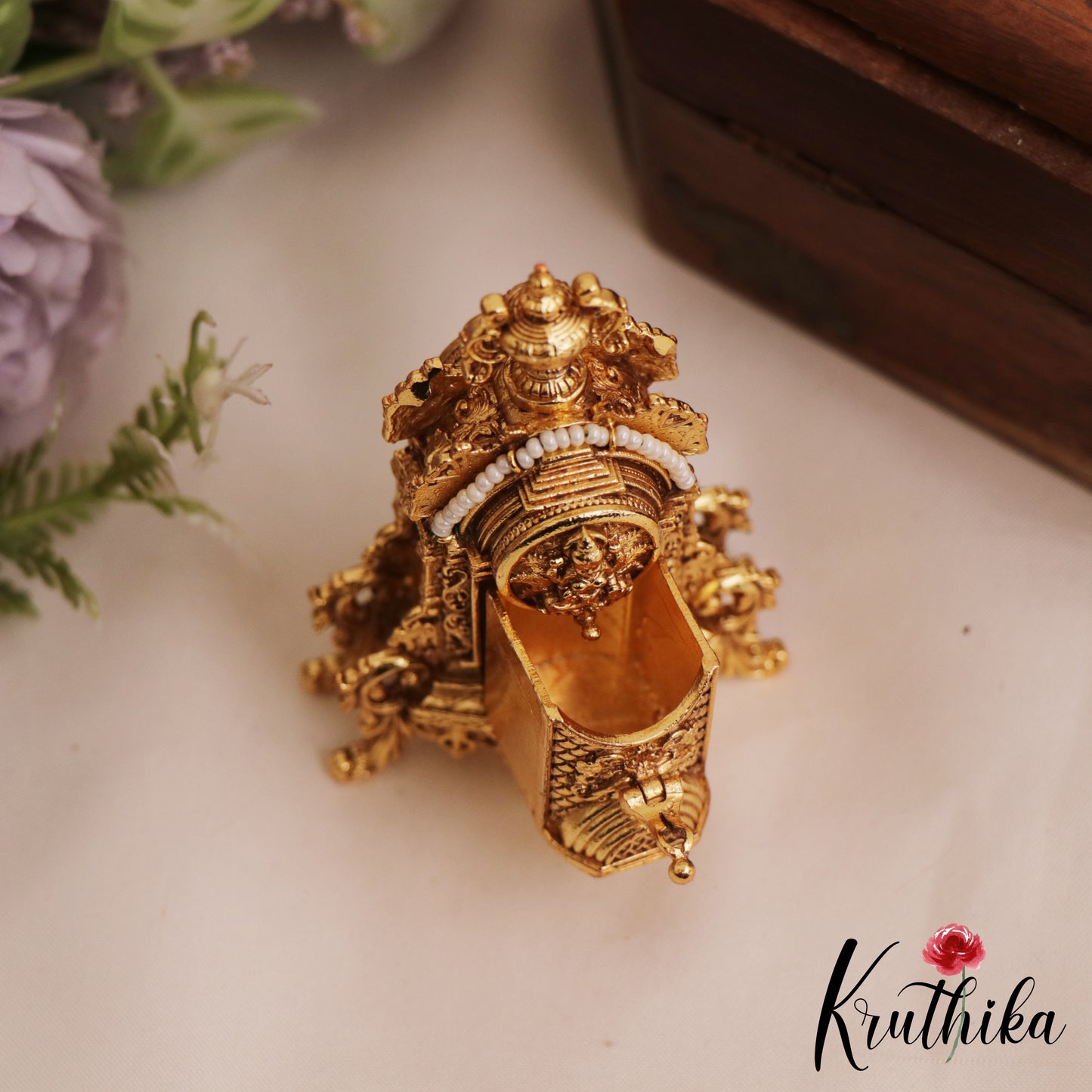 Stunning Antique Lakshmi Motifs Kumkum Box K26
