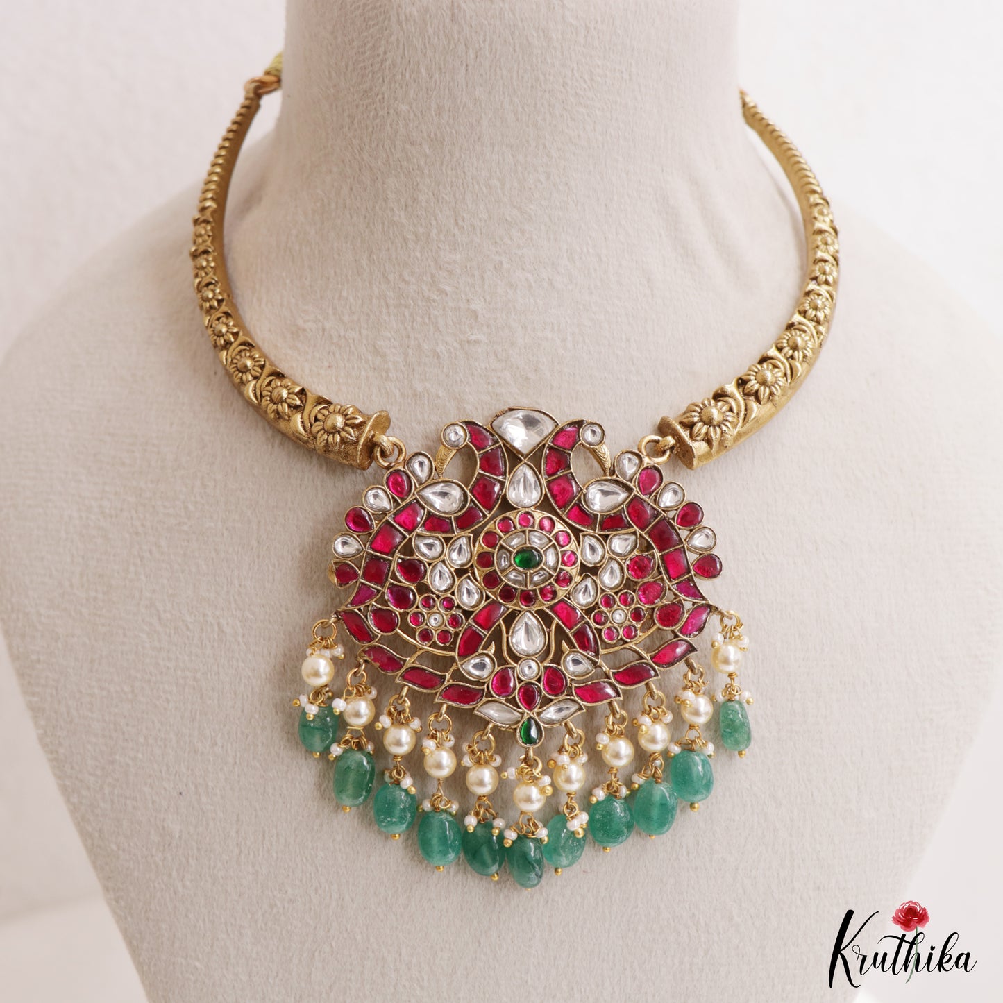 Stunning Antique Floral Peacock Motifs Hasli Jadau Necklace With Green Bead Drops NC3036