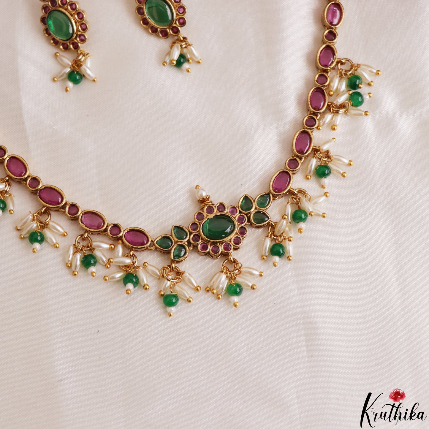 Elegant Floral Motifs Kemp Necklace With Rice Pearl Drops NC3189 (Available In 2 Colors)