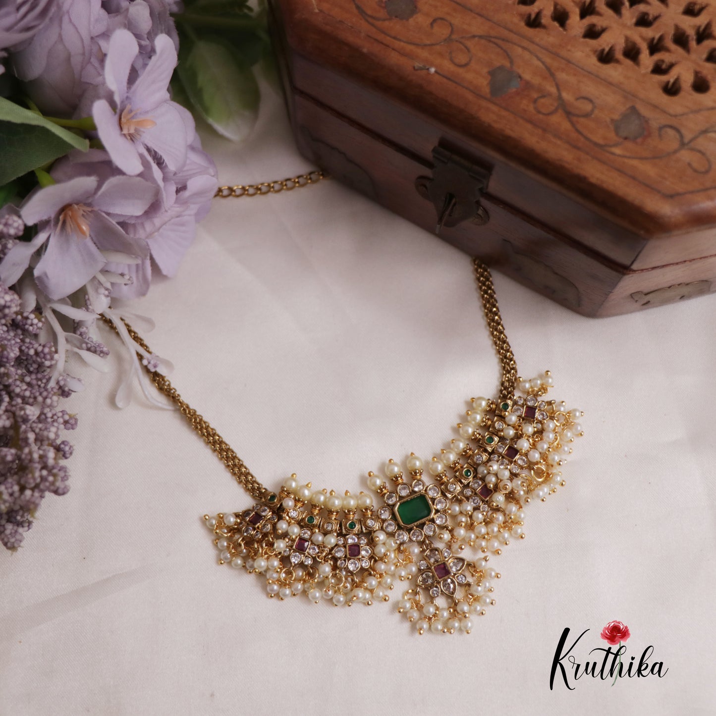 Royal Kemp Guttapoosalu choker NC2525