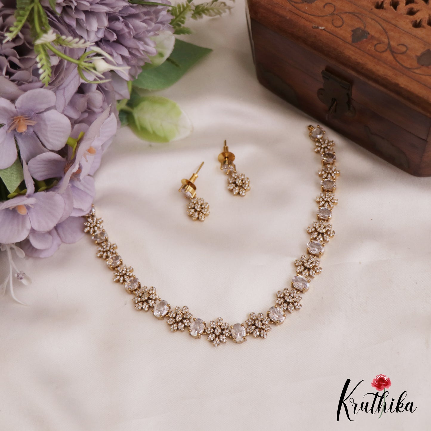 Sparkling AD Floral Motifs Victorian Necklace NC2792 (Available In 4 Colors)