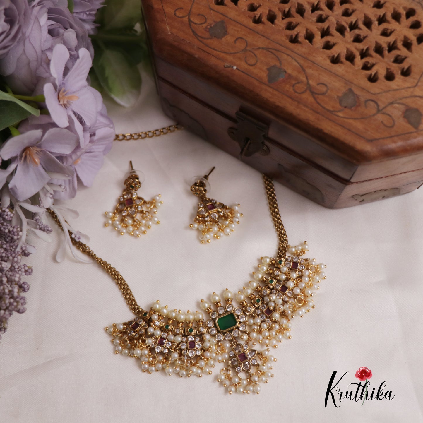 Royal Kemp Guttapoosalu choker NC2525